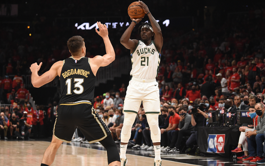 窗口期意大利杯传出新动向；新疆广汇篮板制胜；管理层表态：悬念犹存；医务组通报恢复