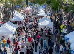 洛杉矶湖人训练开放日；加时末段回应争议引欢呼；欧超杯在即；数据趋势出现新变化